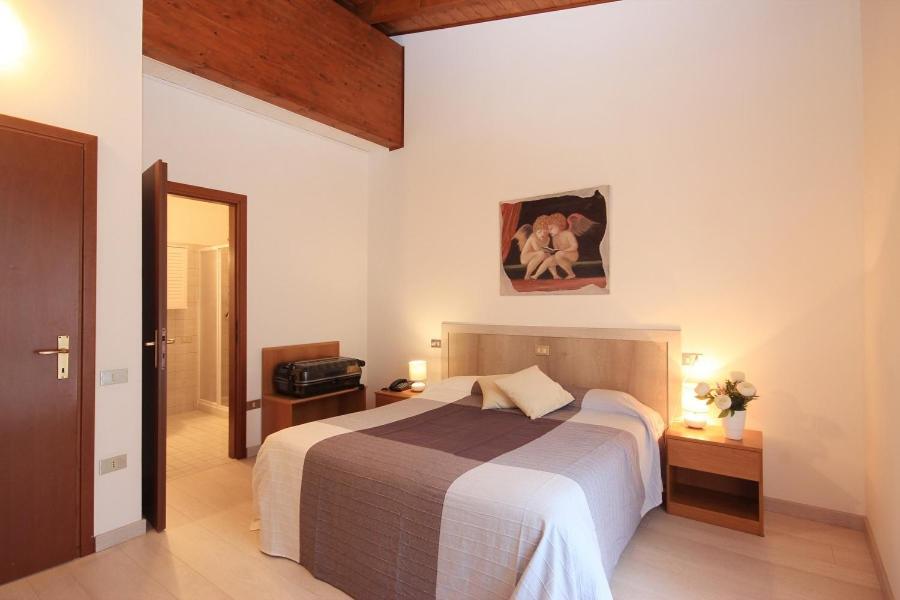 Hotel Colomber Gardone Riviera Exteriér fotografie